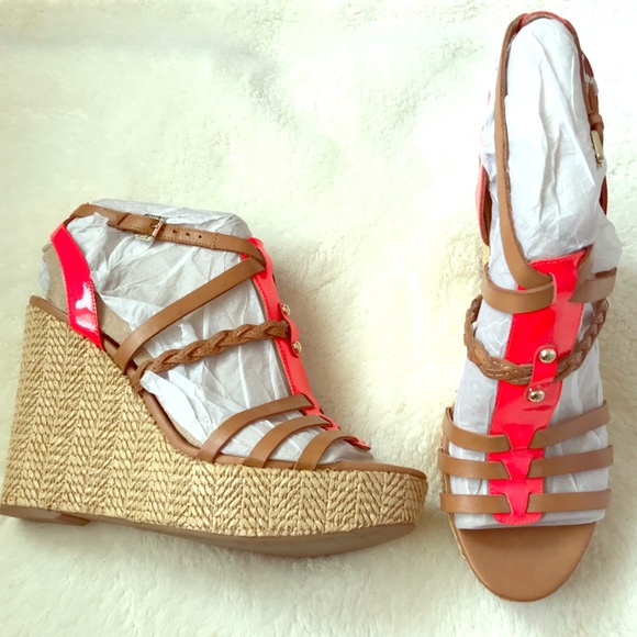 Ivanka Trump Shoes - ⬇️$70 Neon Pink ITHAIDEN Strappy Wedge Sandals 11